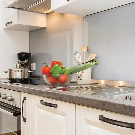 1 Bedroom In Apartment Vrbnik (Primorje-Gorski Kotar)