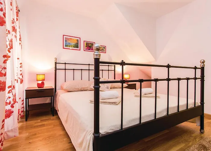 아파트 1 Bedroom In 비르브닉