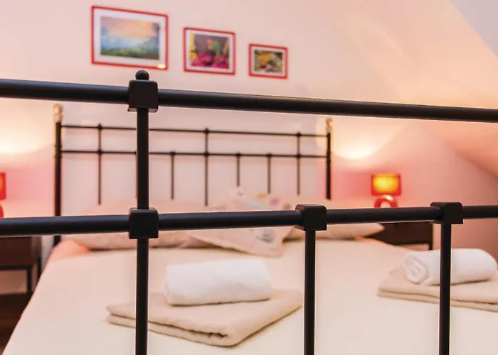 1 Bedroom In 비르브닉