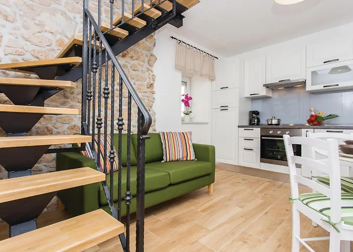 1 Bedroom In * 비르브닉
